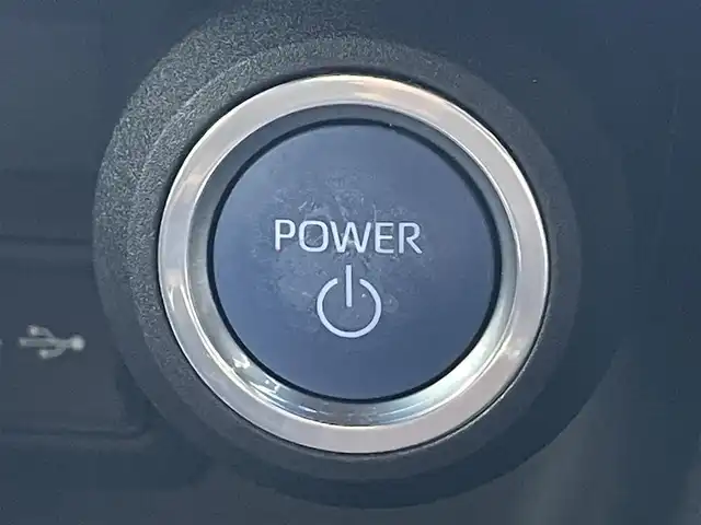 トヨタ ハリアー ハイブリッド G 滋賀県 2021(令3)年 3.5万km スティールブロンドM 純正８インチナビ/（AM/FM/CD/フルセグTV）/バックカメラ/ToyotaSafetySence/-衝突四避支援/-アダプティブクルーズコントロール/-レーントレーシングアシスト/-オートマチックハイビーム/パワーシート（D席）/デジタルインナーミラー/パワーバックドア/ステアリングリモコン/LEDライト/ビルトインETC/スマートキー