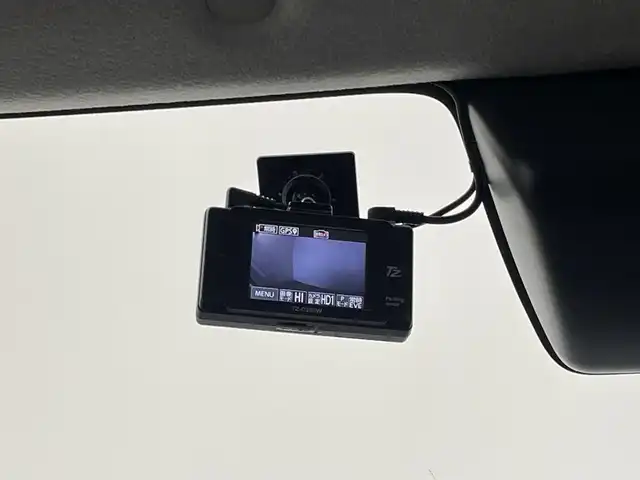 トヨタ ルーミー カスタムG 埼玉県 2019(令1)年 0.8万km ファインブルーマイカメタリック スマートアシスト　純正ナビ　バックカメラ　ビルトインＥＴＣ２．０　前後ドライブレコーダー　クルーズコントロール　両側パワースライドドア　純正アルミホイール　オートハイビーム　ＬＥＤヘッドライト　地デジ