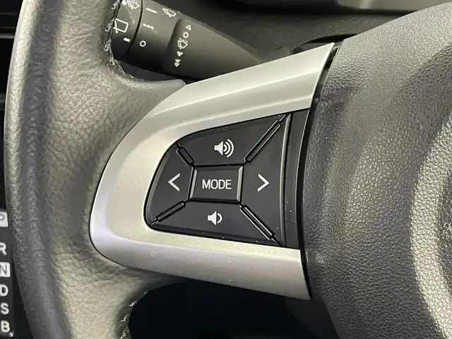 トヨタ ルーミー カスタムG 埼玉県 2019(令1)年 0.8万km ファインブルーマイカメタリック スマートアシスト　純正ナビ　バックカメラ　ビルトインＥＴＣ２．０　前後ドライブレコーダー　クルーズコントロール　両側パワースライドドア　純正アルミホイール　オートハイビーム　ＬＥＤヘッドライト　地デジ