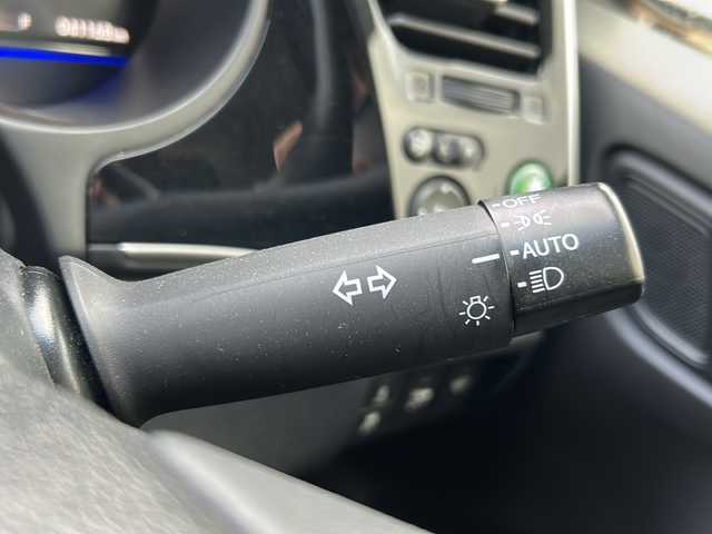 ホンダ グレイス ハイブリッド LX 鳥取県 2015(平27)年 4.2万km ティンテッドシルバーM スマートキーx2個/シティブレーキサポート/オートフェンダーポール/ドライブレコーダー/GPSレーダー/メーカーインターナビ/フルセグ・Bluetooth/HDMI/USB/バックカメラ/TVキャンセラー/前席シートヒーター/オートエアコン/オートライト/LEDヘッドライト/リアスポイラー/ビルトインETC/保証書・取説