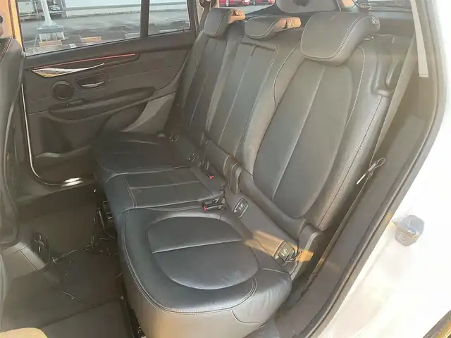 ＢＭＷ ２１８ｉ グランツアラー ラグジュアリー 東京都 2017(平29)年 4.2万km アルピンホワイトⅢ インテリジェントセーフティ/クルーズコントロール/シートヒーター/トラクションコントロール/前後ドライブレコーダー/走行モード切り替え/電動トランクゲート/ウッドインテリアパネル/フルレザー内装/純正ナビ/純正オーディオ/電動格納式ドアミラー/Bluetooth接続/レーンキープアシスト/パワーシート(メモリー付き)/純正17インチアルミホイール/ラグジュアリーエンブレム/歩行者警告機能/衝突被害軽減ブレーキ