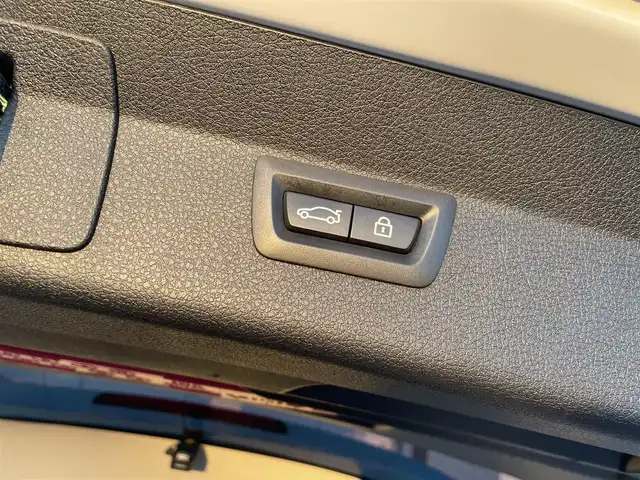 ＢＭＷ ２１８ｉ グランツアラー ラグジュアリー 東京都 2017(平29)年 4.2万km アルピンホワイトⅢ インテリジェントセーフティ/クルーズコントロール/シートヒーター/トラクションコントロール/前後ドライブレコーダー/走行モード切り替え/電動トランクゲート/ウッドインテリアパネル/フルレザー内装/純正ナビ/純正オーディオ/電動格納式ドアミラー/Bluetooth接続/レーンキープアシスト/パワーシート(メモリー付き)/純正17インチアルミホイール/ラグジュアリーエンブレム/歩行者警告機能/衝突被害軽減ブレーキ