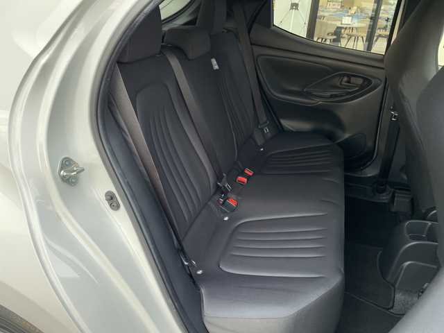 トヨタ ヤリス X 愛知県 2020(令2)年 4.1万km スーパーホワイトⅡ 純正ディスプレイオーディオ　ナビ機能なし/トヨタセーフティセンス/オートマチックハイビーム/レーンキープアシスト/横滑り防止装置/電動格納ミラー/リモコンキー