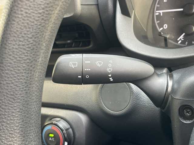 トヨタ ヤリス X 愛知県 2020(令2)年 4.1万km スーパーホワイトⅡ 純正ディスプレイオーディオ　ナビ機能なし/トヨタセーフティセンス/オートマチックハイビーム/レーンキープアシスト/横滑り防止装置/電動格納ミラー/リモコンキー