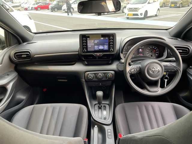 トヨタ ヤリス X 愛知県 2020(令2)年 4.1万km スーパーホワイトⅡ 純正ディスプレイオーディオ　ナビ機能なし/トヨタセーフティセンス/オートマチックハイビーム/レーンキープアシスト/横滑り防止装置/電動格納ミラー/リモコンキー