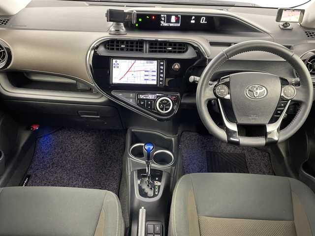 トヨタ アクア G 道央・札幌 2020(令2)年 6.8万km ホワイトパールクリスタルシャイン ・寒冷地仕様/モデリスタエアロ/・純正SDナビ　フルセグ/BT/SD/DVD/SD/・バックカメラ/・クルーズコントロール/・前後コーナーセンサー/クリアランスソナー/・トヨタセーフティセンス/・プリクラッシュセーフティ/・レーンキープアシスト/・前後ドライブレコーダー/・積込夏タイヤ純正モデリスタAWセット/・純正フロアマット/・ドアバイザー/・ETC/・電動格納ミラー/ウィンカーミラー/・LEDオートライト/オートマチックハイビーム