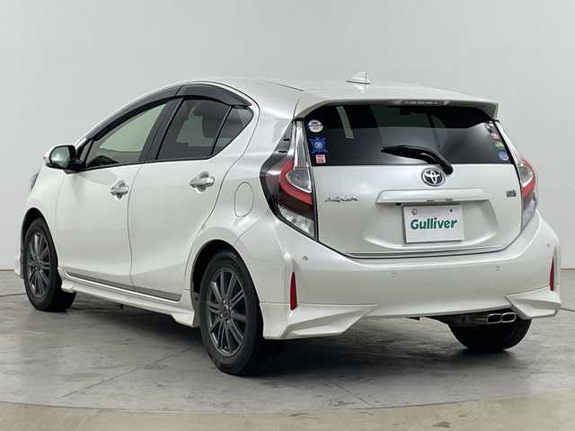 トヨタ アクア G 道央・札幌 2020(令2)年 6.8万km ホワイトパールクリスタルシャイン ・寒冷地仕様/モデリスタエアロ/・純正SDナビ　フルセグ/BT/SD/DVD/SD/・バックカメラ/・クルーズコントロール/・前後コーナーセンサー/クリアランスソナー/・トヨタセーフティセンス/・プリクラッシュセーフティ/・レーンキープアシスト/・前後ドライブレコーダー/・積込夏タイヤ純正モデリスタAWセット/・純正フロアマット/・ドアバイザー/・ETC/・電動格納ミラー/ウィンカーミラー/・LEDオートライト/オートマチックハイビーム