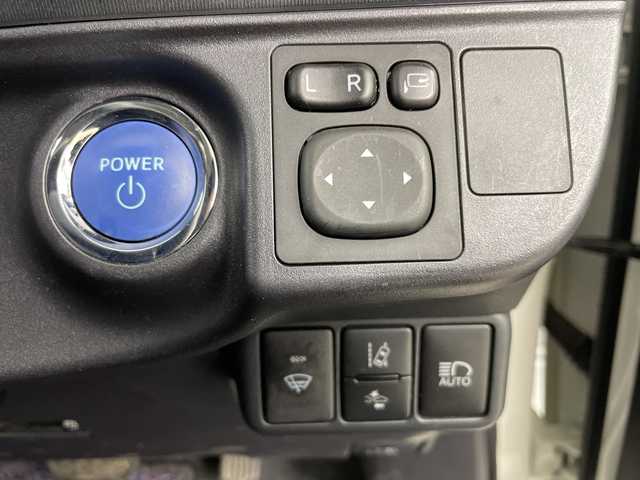 トヨタ アクア G 道央・札幌 2020(令2)年 6.8万km ホワイトパールクリスタルシャイン ・寒冷地仕様/モデリスタエアロ/・純正SDナビ　フルセグ/BT/SD/DVD/SD/・バックカメラ/・クルーズコントロール/・前後コーナーセンサー/クリアランスソナー/・トヨタセーフティセンス/・プリクラッシュセーフティ/・レーンキープアシスト/・前後ドライブレコーダー/・積込夏タイヤ純正モデリスタAWセット/・純正フロアマット/・ドアバイザー/・ETC/・電動格納ミラー/ウィンカーミラー/・LEDオートライト/オートマチックハイビーム