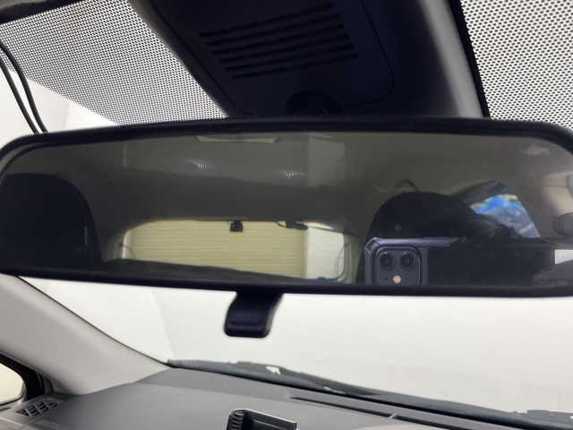 トヨタ アクア G 道央・札幌 2020(令2)年 6.8万km ホワイトパールクリスタルシャイン ・寒冷地仕様/モデリスタエアロ/・純正SDナビ　フルセグ/BT/SD/DVD/SD/・バックカメラ/・クルーズコントロール/・前後コーナーセンサー/クリアランスソナー/・トヨタセーフティセンス/・プリクラッシュセーフティ/・レーンキープアシスト/・前後ドライブレコーダー/・積込夏タイヤ純正モデリスタAWセット/・純正フロアマット/・ドアバイザー/・ETC/・電動格納ミラー/ウィンカーミラー/・LEDオートライト/オートマチックハイビーム