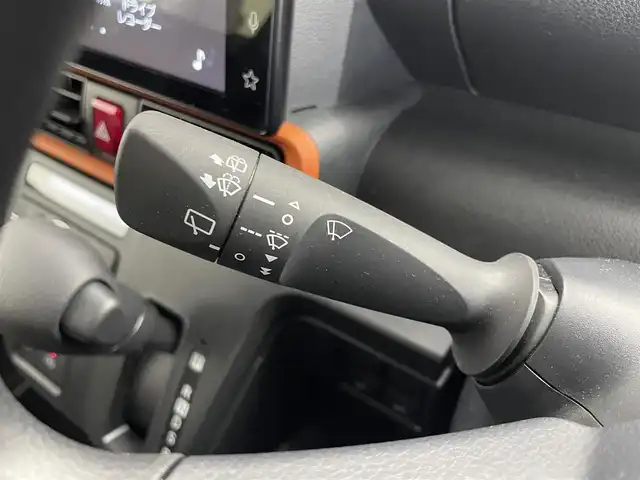 ダイハツ タント ファンクロス 埼玉県 2023(令5)年 0.6万km サンドベージュメタリック 9インチディスプレイオーディオ/(Bluetooth/USB/HDMI/AppleCarPlay/AndroidAuto/フルセグ）/全方位カメラ/両側パワースライドドア/ドライブレコーダー/衝突被害軽減ブレーキ/シートヒーター/アイドリングストップ/オートブレーキホールド/ビルトインETC2.0/コーナーセンサー/純正14インチアルミホイール