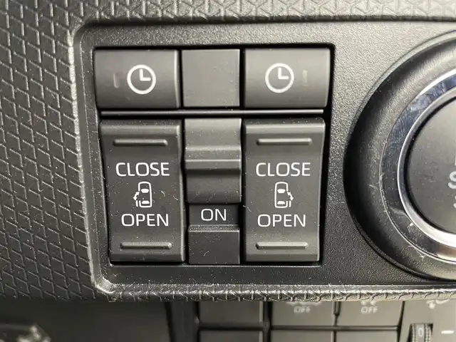 ダイハツ タント ファンクロス 埼玉県 2023(令5)年 0.6万km サンドベージュメタリック 9インチディスプレイオーディオ/(Bluetooth/USB/HDMI/AppleCarPlay/AndroidAuto/フルセグ）/全方位カメラ/両側パワースライドドア/ドライブレコーダー/衝突被害軽減ブレーキ/シートヒーター/アイドリングストップ/オートブレーキホールド/ビルトインETC2.0/コーナーセンサー/純正14インチアルミホイール