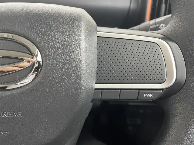 ダイハツ タント ファンクロス 埼玉県 2023(令5)年 0.6万km サンドベージュメタリック 9インチディスプレイオーディオ/(Bluetooth/USB/HDMI/AppleCarPlay/AndroidAuto/フルセグ）/全方位カメラ/両側パワースライドドア/ドライブレコーダー/衝突被害軽減ブレーキ/シートヒーター/アイドリングストップ/オートブレーキホールド/ビルトインETC2.0/コーナーセンサー/純正14インチアルミホイール