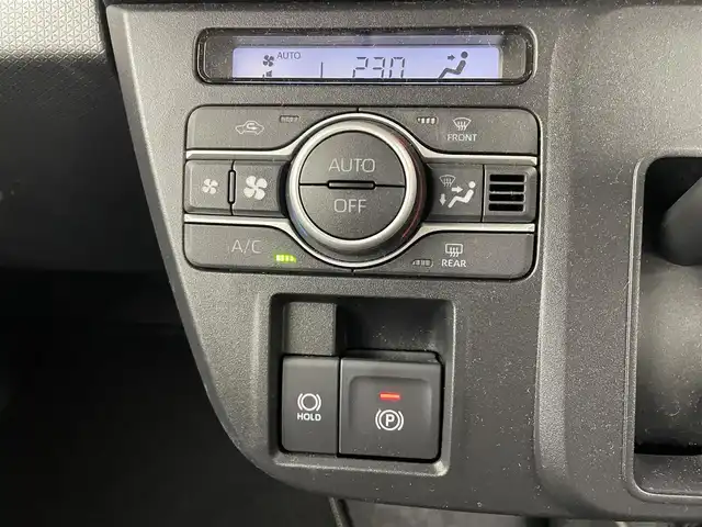 ダイハツ タント ファンクロス 埼玉県 2023(令5)年 0.6万km サンドベージュメタリック 9インチディスプレイオーディオ/(Bluetooth/USB/HDMI/AppleCarPlay/AndroidAuto/フルセグ）/全方位カメラ/両側パワースライドドア/ドライブレコーダー/衝突被害軽減ブレーキ/シートヒーター/アイドリングストップ/オートブレーキホールド/ビルトインETC2.0/コーナーセンサー/純正14インチアルミホイール