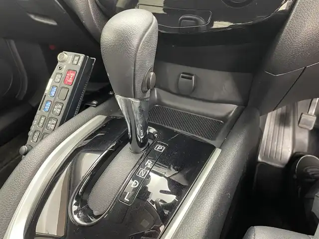 日産 エクストレイル ハイブリッド オーテック iパッケージ 茨城県 2019(令1)年 4.8万km ブリリアントホワイトパール カーナビ/・バックカメラ/・フルセグテレビ/・Bluetooth接続/・CD/ETC/ドライブレコーダー/電動リアゲート/４WD/・デフロック/スマートキー/・スペアキー（１本）/ABS/横滑り防止装置/盗難防止装置/オートライト/コーナーセンサー/ダウンヒルコントロール/衝突被害軽減システム