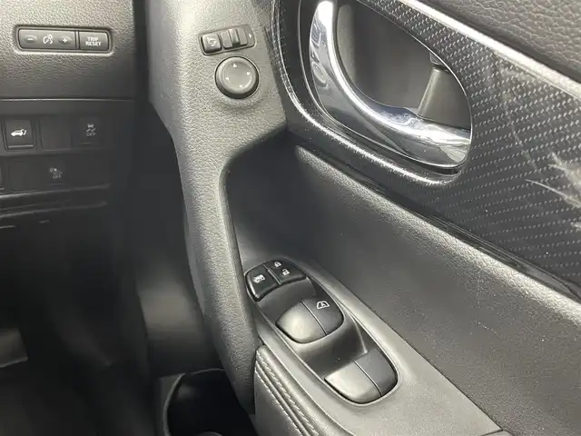 日産 エクストレイル ハイブリッド オーテック iパッケージ 茨城県 2019(令1)年 4.8万km ブリリアントホワイトパール カーナビ/・バックカメラ/・フルセグテレビ/・Bluetooth接続/・CD/ETC/ドライブレコーダー/電動リアゲート/４WD/・デフロック/スマートキー/・スペアキー（１本）/ABS/横滑り防止装置/盗難防止装置/オートライト/コーナーセンサー/ダウンヒルコントロール/衝突被害軽減システム