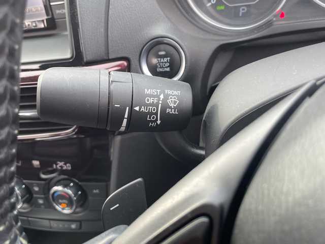 マツダ アテンザ セダン XD Lパッケージ 三重県 2013(平25)年 6.3万km ブルーリフレックスマイカ 登録時62161km/禁煙車/ディーラーオプション7インチナビALPINE(C)A$()/・フルセグ・Bluetooth・CD/DVD・SD・HDD/・USB・AUX・AM/FM/スカイアクティブ/BOSEサウンド/レーダークルーズコントロール/レーンキープアシスト/前後コーナーセンサー/AFS/RVM/前席シートヒーター/前席パワーシート/バックカメラ/前後ドラレコ/パドルシフト/AUTOライト/オートマチックハイビーム/AUTOワイパー