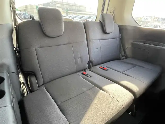 日産 セレナ e－パワー ハイウェイスター V 福岡県 2025(令7)年 0.5万km プリズムホワイト 純正12.3型ディスプレイナビ(フルセグTV/BT)/アラウンドビューモニター/フリップダウン後席モニター/プロパイロット/エマージェンシーブレーキ/コーナーセンサー/BSM/両側パワスラ/前後ドラレコ/ETC2.0/デジタルインナーミラー/USBポート/純正LEDヘッドライト/純正16インチアルミホイール/スマートキー/プッシュスタート