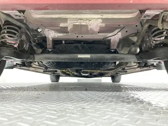 ダイハツ トール G SAⅢ 沖縄県 2019(令1)年 3.2万km ファイアークォーツレッドM 禁煙車/両側パワースライドドア/純正ナビ/衝突軽減ブレーキ/クルーズコントロール/ＥＴＣ/バックカメラ/コーナーセンサー/ドライブレコーダー/スマートキー/プッシュスタート/オートライト/純正フロアマット