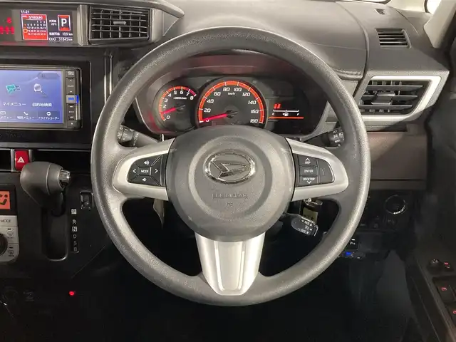 ダイハツ トール G SAⅢ 沖縄県 2019(令1)年 3.2万km ファイアークォーツレッドM 禁煙車/両側パワースライドドア/純正ナビ/衝突軽減ブレーキ/クルーズコントロール/ＥＴＣ/バックカメラ/コーナーセンサー/ドライブレコーダー/スマートキー/プッシュスタート/オートライト/純正フロアマット
