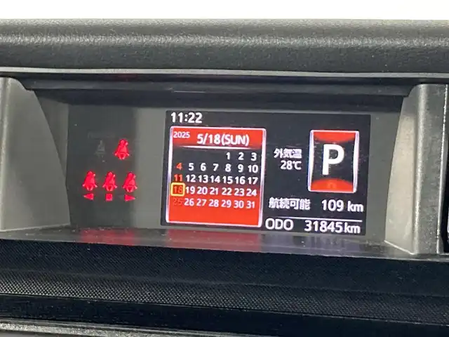 ダイハツ トール G SAⅢ 沖縄県 2019(令1)年 3.2万km ファイアークォーツレッドM 禁煙車/両側パワースライドドア/純正ナビ/衝突軽減ブレーキ/クルーズコントロール/ＥＴＣ/バックカメラ/コーナーセンサー/ドライブレコーダー/スマートキー/プッシュスタート/オートライト/純正フロアマット