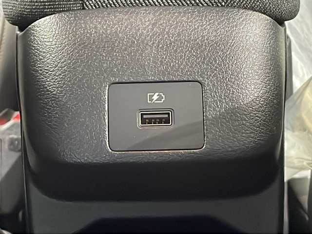 日産 オーラ G 栃木県 2021(令3)年 1.2万km 黒 純正ナビ/(CD/DVD/フルセグTV/Bluetooth/MSV/SD/USB)/全方位カメラ/360°セーフティーアシスト/・インテリジェントエマージェンシーブレーキ/・ふらつき警報/・標識検知機能/・アラウンドビューモニター/ビルトインETC/ハーフレザーシート/禁煙車/デジタルインナーミラー/オートライト/LEDヘッドライト/横滑り防止装置/フォグランプ/スマートキー/プッシュスタート/ステアリングスイッチ/革巻きステアリング/ウィンカーミラー/電動格納ミラー/純正17インチアルミホイール/純正フロアマット