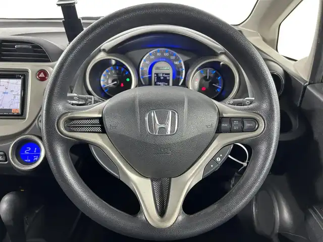 ホンダ フィット ハイブリット スマート セレクション 佐賀県 2011(平23)年 13.5万km クリスタルブラックパール 社外7インチナビ/ワンセグTV/CD/DVD/Bluetooth/クルーズコントロール/ETC/前方後方ドライブレコーダー/ヘッドライトレエライザー/ドアバイザー/フロアマット/オートエアコン/電動格納ミラー/ウィンカーミラー