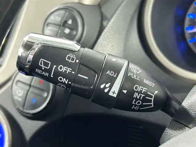 ホンダ フィット ハイブリット スマート セレクション 佐賀県 2011(平23)年 13.5万km クリスタルブラックパール 社外7インチナビ/ワンセグTV/CD/DVD/Bluetooth/クルーズコントロール/ETC/前方後方ドライブレコーダー/ヘッドライトレエライザー/ドアバイザー/フロアマット/オートエアコン/電動格納ミラー/ウィンカーミラー