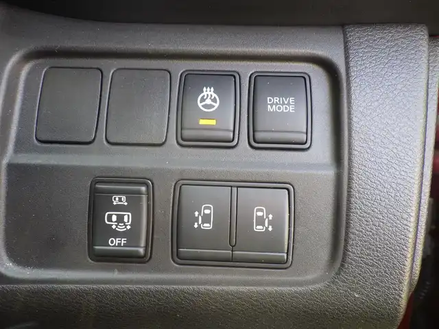 日産 セレナ e－パワー ハイウェイスター V 千葉県 2018(平30)年 6.2万km マルーンレッド 2トーン エマージェンシーブレーキ/プロパイロット/インテリジェントクルーズコントロール/インテリジェントルームミラー/ハンズフリー両側パワースライドドア/純正SDナビ/地デジTV/【BD/DVD/CD再生機能　Bluetooth接続】/アラウンドビューモニター/社外レーダー/革巻きステアリング/ステアリングヒーター/ステアリングスイッチ/ETC/LEDヘッドライト/ウインカーミラー/コーナーセンサー/純正15インチアルミホイル/サイド/カーテンエアバッグ/インテリジェントキー