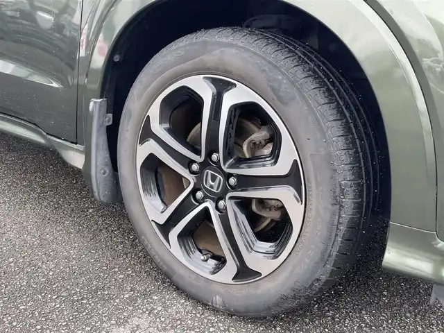 ホンダ ヴェゼル ハイブリッド Z 長崎県 2014(平26)年 12.4万km ミスティックグリーンパール ワンオーナー/純正メモリナビ/（ワンセグ・DVD・BT・CD・SD)/ハーフレザーシート/シートヒーター/パドルシフト/クルーズコントロール/オートライト/HID/ETC/横滑り防止/バックカメラ/スマートキー/スペアキー