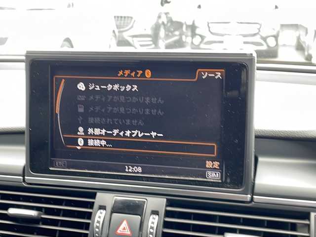 アウディ Ａ７ 東京都 2017(平29)年 8.2万km ミトスブラックメタリック 新車時保証書/取扱説明書 ナビ説明書/アシスタンスパッケージ/Audiアクティブレーンアシスト/Audiサイドアシスト/Audブレーキガード/アダプティブクルーズコントロール/Audiプレセンス/コーナーセンサー/S line パッケージ/電動チルト・テレスコステアリングコラム/S line 3スポークレザーパドルシフト付ステアリング/ヘッドライニングブラック/純正ナビ/フルセグTV/SD/CD/DVD/AUX/BT/バックカメラ ETC【DSRC】/F席シートヒーター付きパワーシート/D席メモリ機能/4ゾーンデラックスオートマチックエアコンディショナー/LEDオートライト/オートハイビーム/スマートキー×2/革巻きシフトノブ/純正19インチアルミ