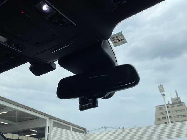 アウディ Ａ７ 東京都 2017(平29)年 8.2万km ミトスブラックメタリック 新車時保証書/取扱説明書 ナビ説明書/アシスタンスパッケージ/Audiアクティブレーンアシスト/Audiサイドアシスト/Audブレーキガード/アダプティブクルーズコントロール/Audiプレセンス/コーナーセンサー/S line パッケージ/電動チルト・テレスコステアリングコラム/S line 3スポークレザーパドルシフト付ステアリング/ヘッドライニングブラック/純正ナビ/フルセグTV/SD/CD/DVD/AUX/BT/バックカメラ ETC【DSRC】/F席シートヒーター付きパワーシート/D席メモリ機能/4ゾーンデラックスオートマチックエアコンディショナー/LEDオートライト/オートハイビーム/スマートキー×2/革巻きシフトノブ/純正19インチアルミ