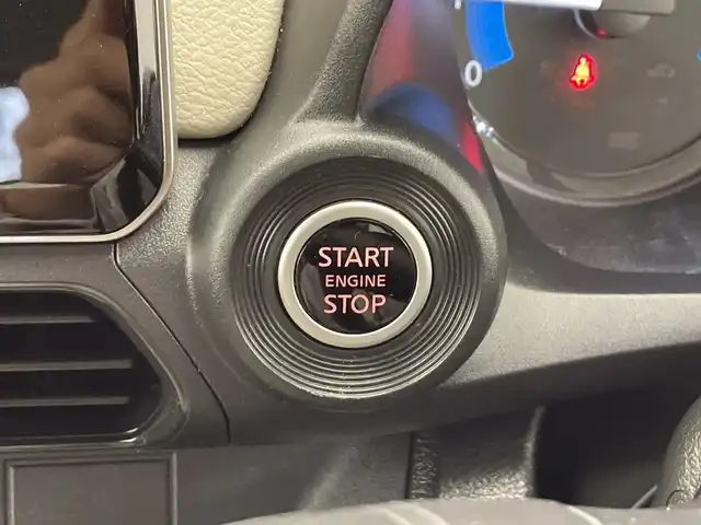 日産 デイズ X 栃木県 2020(令2)年 1.8万km ブロッサムピンク 純正ナビ/(ＣＤ／フルセグＴＶ/Bluetooth/SD)/バックカメラ/全方位カメラ/コーナーセンサー/前方ドライブレコーダー/禁煙車/オートライト/横滑り防止装置/スマートキー/プッシュスタート/アイドリングストップ/ステアリングスイッチ/電動格納ミラー/純正アルミホイール/純正フロアマット