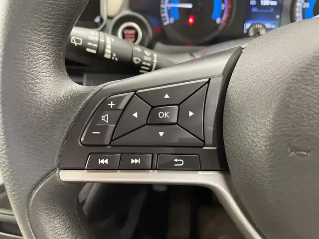日産 デイズ X 栃木県 2020(令2)年 1.8万km ブロッサムピンク 純正ナビ/(ＣＤ／フルセグＴＶ/Bluetooth/SD)/バックカメラ/全方位カメラ/コーナーセンサー/前方ドライブレコーダー/禁煙車/オートライト/横滑り防止装置/スマートキー/プッシュスタート/アイドリングストップ/ステアリングスイッチ/電動格納ミラー/純正アルミホイール/純正フロアマット