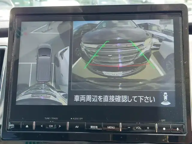 三菱 デリカＤ：５ P 東京都 2024(令6)年 0.4万km ホワイトダイヤモンド 純正10.1型ナビ/アラウンドビューモニター/ETC/ドライブレコーダー/両側パワースライドドア/パワーバックドア/シートヒーター/パワーシート/パドルシフト/ステアリングヒーター/AC100V/e-Assist/・衝突軽減ブレーキ/・車線逸脱警報システム/・レーダークルーズコントロールシステム/・オートマチックハイビーム/・誤発進抑制機能/・後側方車両検知警報システム