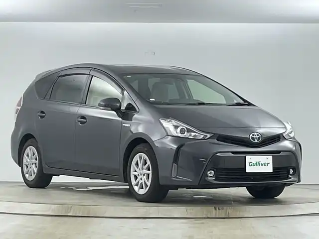 トヨタ プリウス α G 愛知県 2015(平27)年 4.3万km グレーメタリック 7人乗り/純正8インチナビ/（Bluetooth・フルセグテレビ・AM/FM）/バックカメラ/ビルトインETC/ドライブレコーダー/レーダークルーズコントロール(OP)/衝突被害軽減システム(OP)/レーンキープアシスト/ハーフレザーシート/運転席パワーシート/純正16インチアルミホイール/純正LEDヘッドライト/オートマチックハイビーム/スマートキー・プッシュスタート