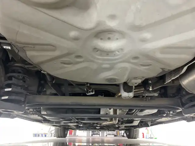 トヨタ プリウス α G 愛知県 2015(平27)年 4.3万km グレーメタリック 7人乗り/純正8インチナビ/（Bluetooth・フルセグテレビ・AM/FM）/バックカメラ/ビルトインETC/ドライブレコーダー/レーダークルーズコントロール(OP)/衝突被害軽減システム(OP)/レーンキープアシスト/ハーフレザーシート/運転席パワーシート/純正16インチアルミホイール/純正LEDヘッドライト/オートマチックハイビーム/スマートキー・プッシュスタート