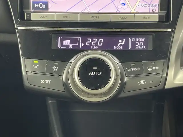 トヨタ プリウス α G 愛知県 2015(平27)年 4.3万km グレーメタリック 7人乗り/純正8インチナビ/（Bluetooth・フルセグテレビ・AM/FM）/バックカメラ/ビルトインETC/ドライブレコーダー/レーダークルーズコントロール(OP)/衝突被害軽減システム(OP)/レーンキープアシスト/ハーフレザーシート/運転席パワーシート/純正16インチアルミホイール/純正LEDヘッドライト/オートマチックハイビーム/スマートキー・プッシュスタート