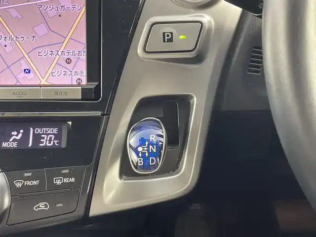 トヨタ プリウス α G 愛知県 2015(平27)年 4.3万km グレーメタリック 7人乗り/純正8インチナビ/（Bluetooth・フルセグテレビ・AM/FM）/バックカメラ/ビルトインETC/ドライブレコーダー/レーダークルーズコントロール(OP)/衝突被害軽減システム(OP)/レーンキープアシスト/ハーフレザーシート/運転席パワーシート/純正16インチアルミホイール/純正LEDヘッドライト/オートマチックハイビーム/スマートキー・プッシュスタート