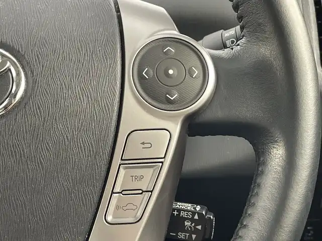 トヨタ プリウス α G 愛知県 2015(平27)年 4.3万km グレーメタリック 7人乗り/純正8インチナビ/（Bluetooth・フルセグテレビ・AM/FM）/バックカメラ/ビルトインETC/ドライブレコーダー/レーダークルーズコントロール(OP)/衝突被害軽減システム(OP)/レーンキープアシスト/ハーフレザーシート/運転席パワーシート/純正16インチアルミホイール/純正LEDヘッドライト/オートマチックハイビーム/スマートキー・プッシュスタート
