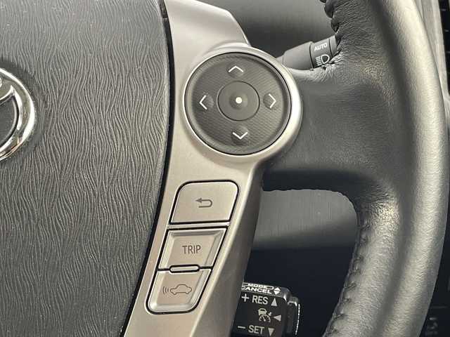 トヨタ プリウス α G 愛知県 2015(平27)年 4.3万km グレーメタリック 7人乗り/純正8インチナビ/（Bluetooth・フルセグテレビ・AM/FM）/バックカメラ/ビルトインETC/ドライブレコーダー/レーダークルーズコントロール(OP)/衝突被害軽減システム(OP)/レーンキープアシスト/ハーフレザーシート/運転席パワーシート/純正16インチアルミホイール/純正LEDヘッドライト/オートマチックハイビーム/スマートキー・プッシュスタート