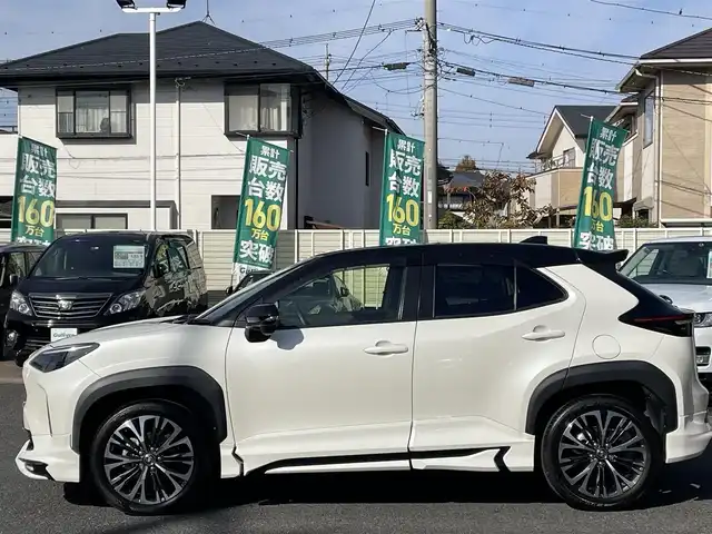 トヨタ ヤリスクロス Z 埼玉県 2021(令3)年 2.5万km ブラックマイカ/ホワイトパールクリスタルシャイン 2トーン 純正ナビ（Ｂｌｕｅｔｏｏｔｈ）/バックカメラ/ＥＴＣ２．０/モデリスタエアロ/ワンオーナー/スペアキー１本/追従走行有クルコン/パワーシート/シートヒーター/ハーフレザーシート/前後ドラレコ/MTモード付AT/純正フロアマット/純正アルミホイール/LEDヘッドライト/ダブルエアバッグ/衝突被害軽減システム/オートライト/オートマチックハイビーム/BSM/クリアランスソナー