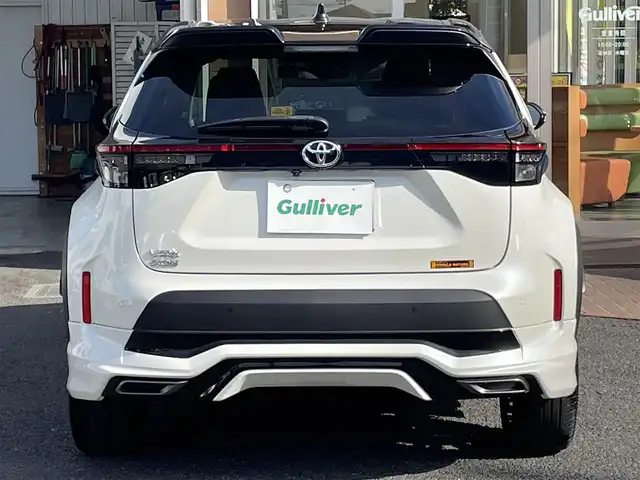 トヨタ ヤリスクロス Z 埼玉県 2021(令3)年 2.5万km ブラックマイカ/ホワイトパールクリスタルシャイン 2トーン 純正ナビ（Ｂｌｕｅｔｏｏｔｈ）/バックカメラ/ＥＴＣ２．０/モデリスタエアロ/ワンオーナー/スペアキー１本/追従走行有クルコン/パワーシート/シートヒーター/ハーフレザーシート/前後ドラレコ/MTモード付AT/純正フロアマット/純正アルミホイール/LEDヘッドライト/ダブルエアバッグ/衝突被害軽減システム/オートライト/オートマチックハイビーム/BSM/クリアランスソナー