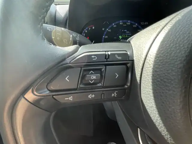 トヨタ ヤリスクロス Z 埼玉県 2021(令3)年 2.5万km ブラックマイカ/ホワイトパールクリスタルシャイン 2トーン 純正ナビ（Ｂｌｕｅｔｏｏｔｈ）/バックカメラ/ＥＴＣ２．０/モデリスタエアロ/ワンオーナー/スペアキー１本/追従走行有クルコン/パワーシート/シートヒーター/ハーフレザーシート/前後ドラレコ/MTモード付AT/純正フロアマット/純正アルミホイール/LEDヘッドライト/ダブルエアバッグ/衝突被害軽減システム/オートライト/オートマチックハイビーム/BSM/クリアランスソナー