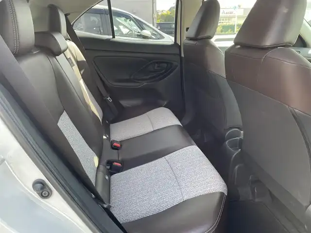 トヨタ ヤリスクロス Z 埼玉県 2021(令3)年 2.5万km ブラックマイカ/ホワイトパールクリスタルシャイン 2トーン 純正ナビ（Ｂｌｕｅｔｏｏｔｈ）/バックカメラ/ＥＴＣ２．０/モデリスタエアロ/ワンオーナー/スペアキー１本/追従走行有クルコン/パワーシート/シートヒーター/ハーフレザーシート/前後ドラレコ/MTモード付AT/純正フロアマット/純正アルミホイール/LEDヘッドライト/ダブルエアバッグ/衝突被害軽減システム/オートライト/オートマチックハイビーム/BSM/クリアランスソナー