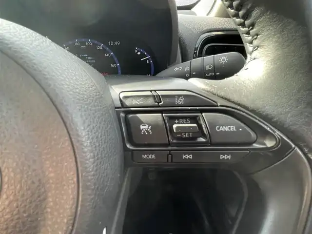 トヨタ ヤリスクロス Z 埼玉県 2021(令3)年 2.5万km ブラックマイカ/ホワイトパールクリスタルシャイン 2トーン 純正ナビ（Ｂｌｕｅｔｏｏｔｈ）/バックカメラ/ＥＴＣ２．０/モデリスタエアロ/ワンオーナー/スペアキー１本/追従走行有クルコン/パワーシート/シートヒーター/ハーフレザーシート/前後ドラレコ/MTモード付AT/純正フロアマット/純正アルミホイール/LEDヘッドライト/ダブルエアバッグ/衝突被害軽減システム/オートライト/オートマチックハイビーム/BSM/クリアランスソナー