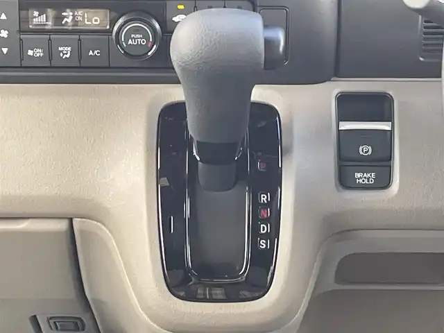 ホンダ Ｎ ＢＯＸ JOY 岩手県 2024(令6)年 0.1千km クリスタルブラックパール 4WD/ホンダセンシング/両側パワースライドドア/ミラーヒーター/前席シートヒーター/衝突被害軽減ブレーキ/レーンキープアシスト/レーダークルーズコントロール/前後コーナーセンサー/横滑り防止装置/バックカメラ装着有/電子制御パーキングブレーキ/ブレーキオートホールド/ステアリングスイッチ/オートライト/LEDヘッドライト/〇プッシュスタート/〇電動格納ミラー/〇ウィンカーミラー/〇ECON/〇スマートキー/ドアロアガーニッシュ/フロアアンダーボックス/チェック柄ファブリック素材（撥水素材）/コンビニフック付きシートバックテーブル/ロールサンシェード (スライドドア両側)/360°UV・IRカットパッケージ