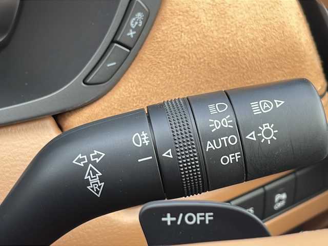 マツダ ＣＸ－６０ XD HV プレミアムスポーツ 大阪府 2023(令5)年 0.9万km マシーングレープレミアムM 純正１２．３インチナビ　パノラマサンルーフ　茶革シート　衝突軽減　全周囲カメラ　レーダークルーズコントロール　ＢＳＭ　ＢＯＳＥサウンド　置くだけ充電　前席シートクーラー　全席シートヒーター　ＥＴＣ　後席温シートヒーター　プッシュスタート　ウィンカーミラー　オートワイパー　フルディスプレイメーター　純正スカッフプレート　純正オールウェザーマット