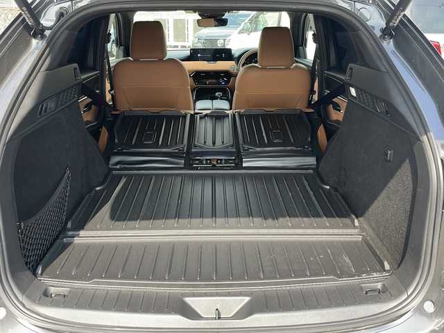 マツダ ＣＸ－６０ XD HV プレミアムスポーツ 大阪府 2023(令5)年 0.9万km マシーングレープレミアムM 純正１２．３インチナビ　パノラマサンルーフ　茶革シート　衝突軽減　全周囲カメラ　レーダークルーズコントロール　ＢＳＭ　ＢＯＳＥサウンド　置くだけ充電　前席シートクーラー　全席シートヒーター　ＥＴＣ　後席温シートヒーター　プッシュスタート　ウィンカーミラー　オートワイパー　フルディスプレイメーター　純正スカッフプレート　純正オールウェザーマット