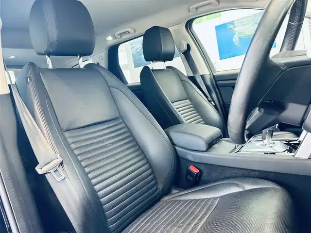 ランドローバー ランドローバー ディスカバリースポーツ　SE 大阪府 2021(令3)年 4.8万km 黒 黒革/パワーシート/Dシートメモリ/シートヒーター/ステアリングヒーター/純正ナビ/360度カメラ/applecarplay/ACC/ブラインドスポット/純正20インチAW/電動リアゲート/クリアランスソナー/ワイヤレス充電