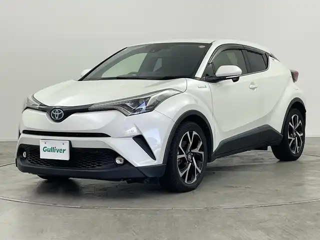 トヨタ Ｃ－ＨＲ G 群馬県 2019(平31)年 5.3万km ホワイトパールクリスタルシャイン 9型ナビ　バックカメラ　衝突被害軽減ブレーキ　アダプティブクルーズコントロール　ETC 純正ドラレコ　レーンキープアシスト　電動サイドブレーキ　LED　オートライト　ハーフレザー　スマートキー　禁煙車